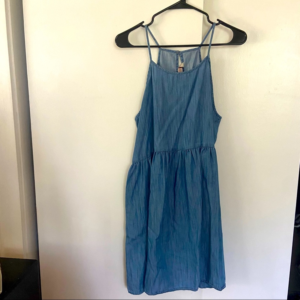XL denim dress